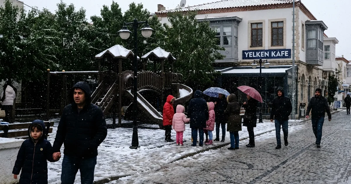 Yetkililere çağrı: Dalyan çocuk parkı karanlığa gömüldü