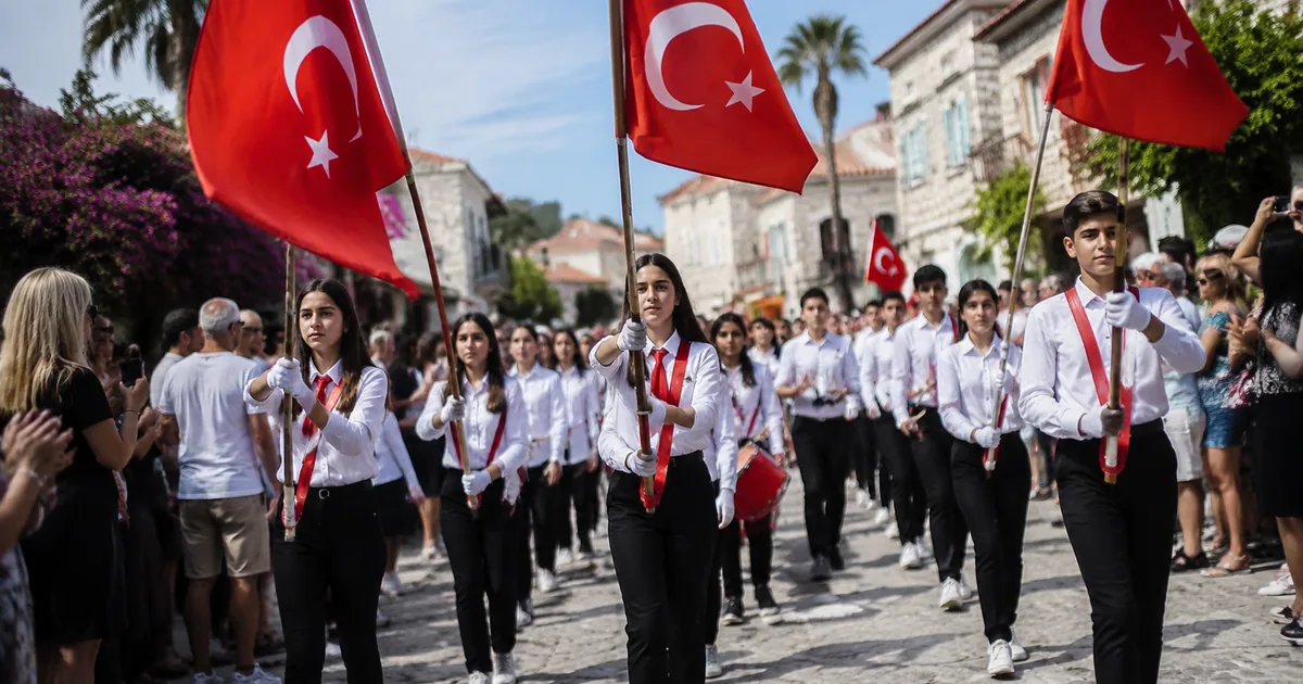Çeşme'de 19 Mayıs Coşkusu - Haber Alaçatı